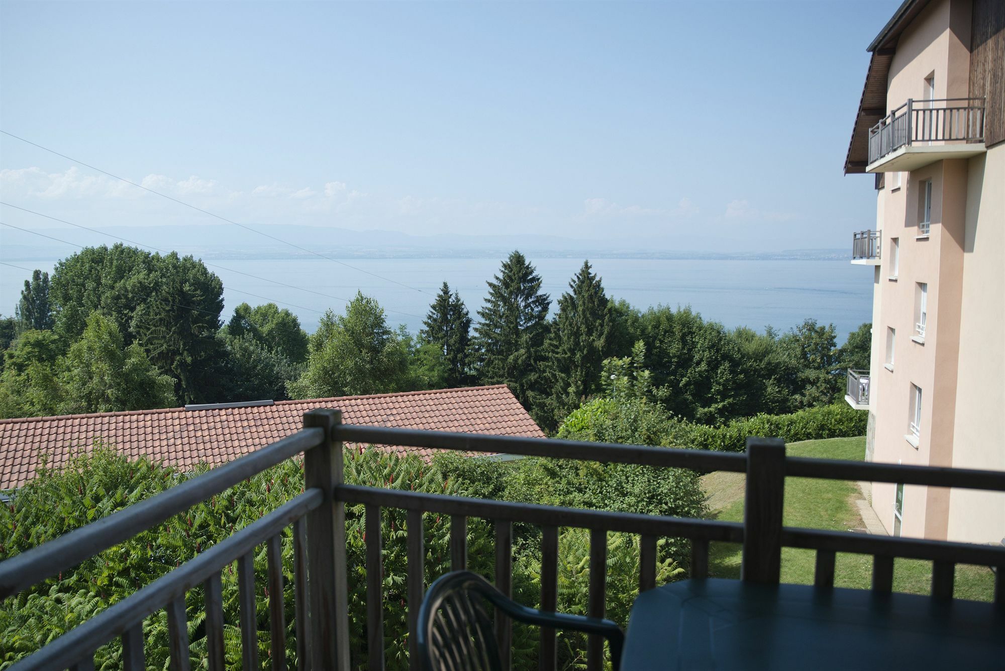 Zenitude Aparthotel Evian Les Terrasses Du Lac, Ascend Collection Eksteriør bilde